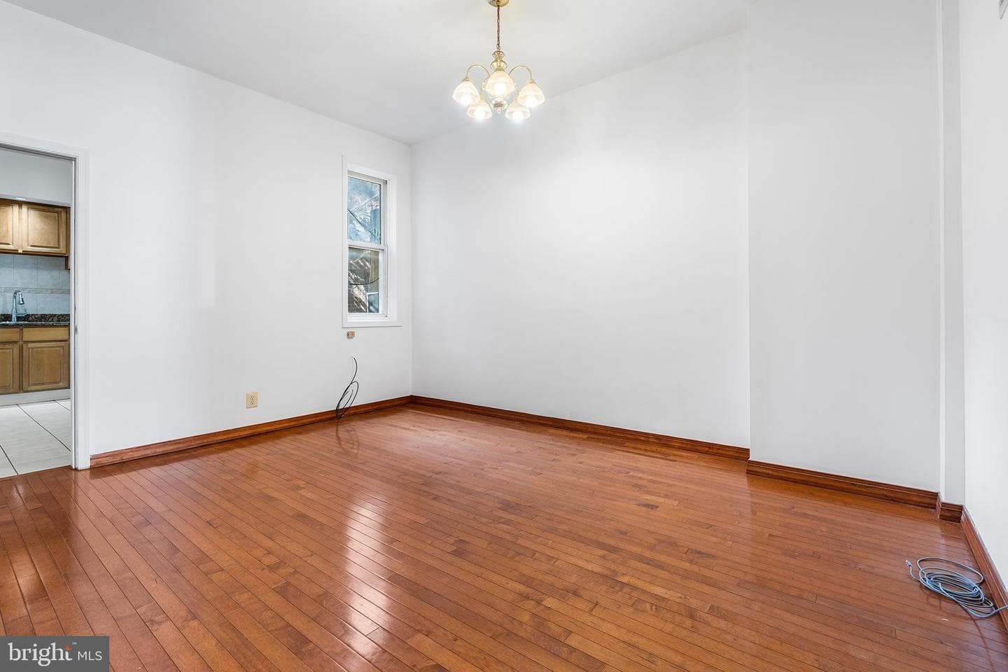 216 E Allegheny Avenue photo 13
