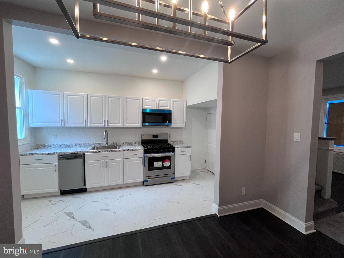 2952 N Judson Street photo 11