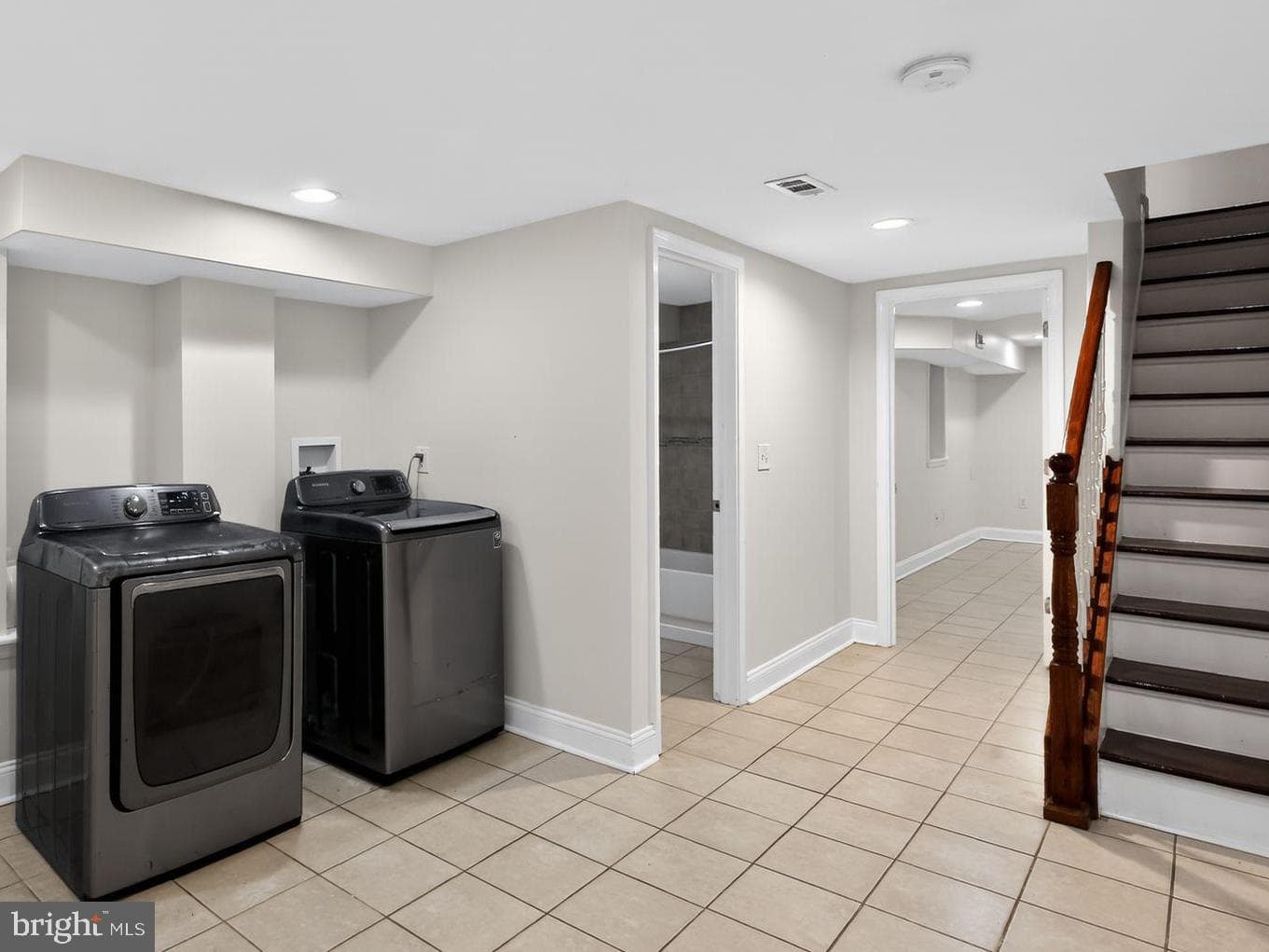 2413 N Carlisle Street photo 19