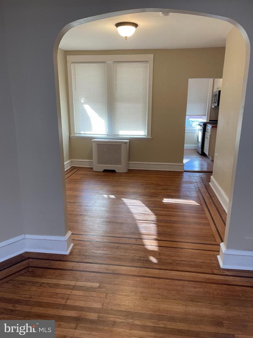 2084 Carver Street photo 5