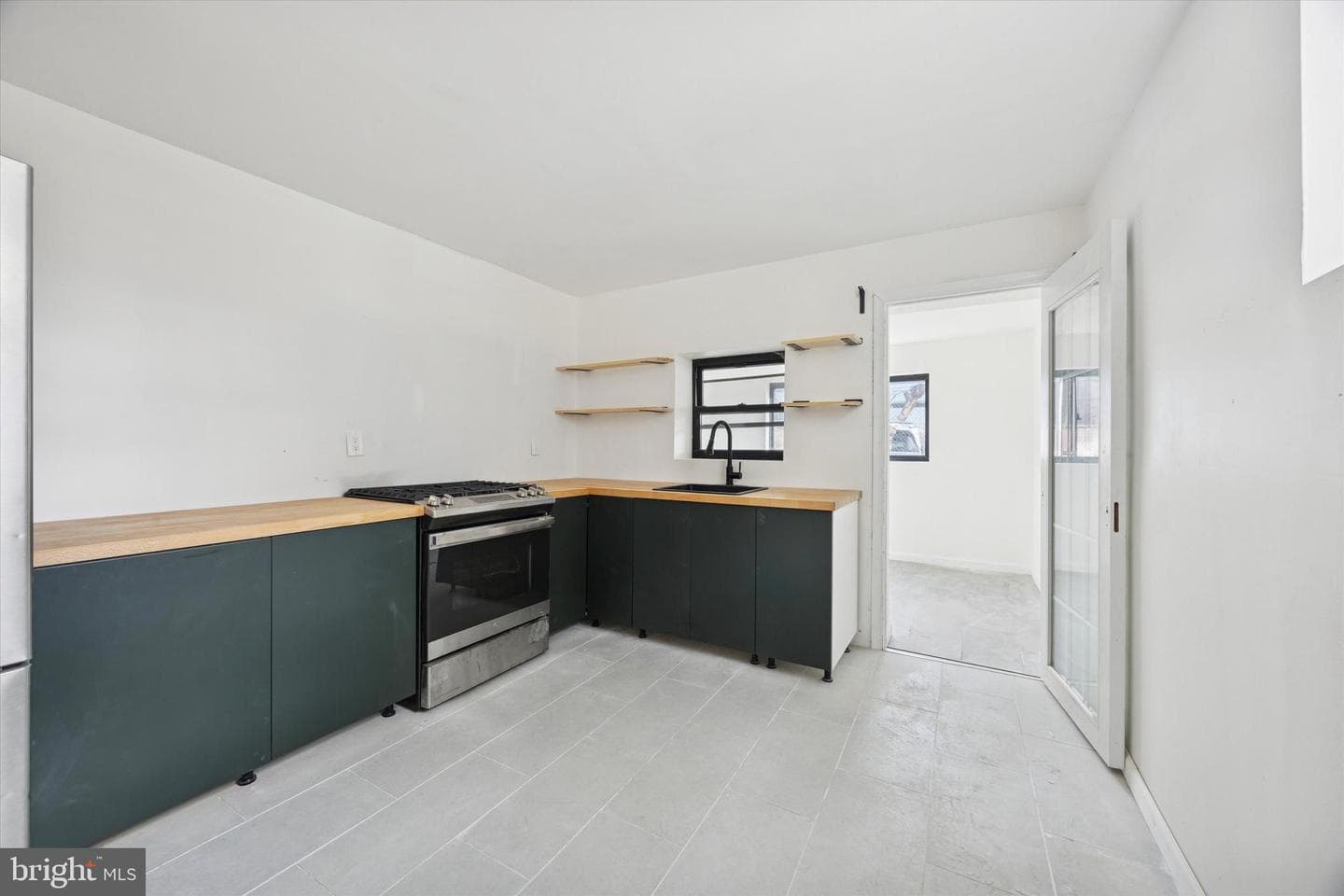 1253 S 32nd Street photo 9