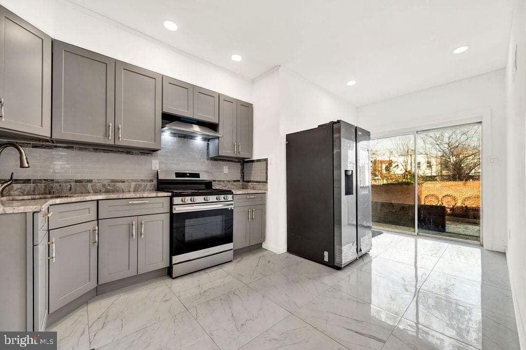 5741 Arch Street photo 10