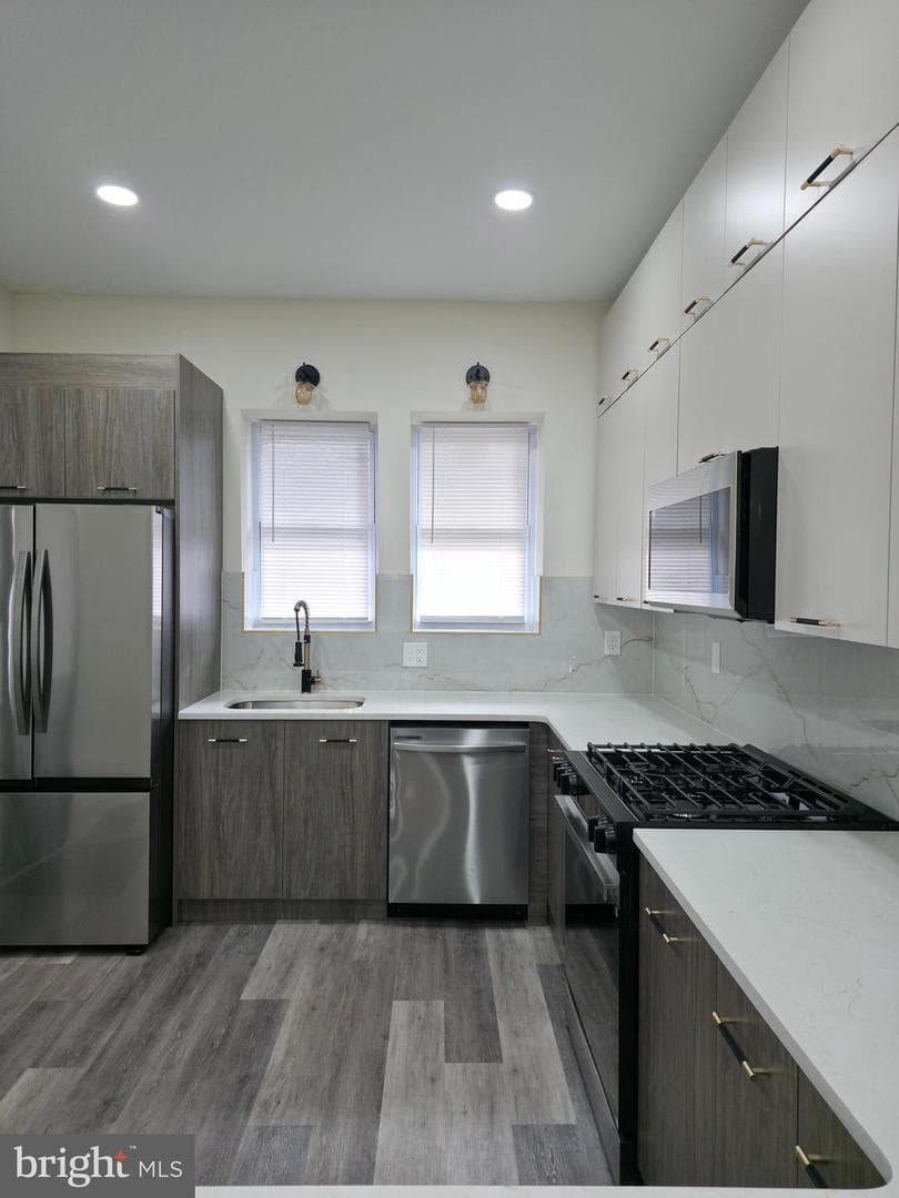 4066 Parkside Avenue photo 13