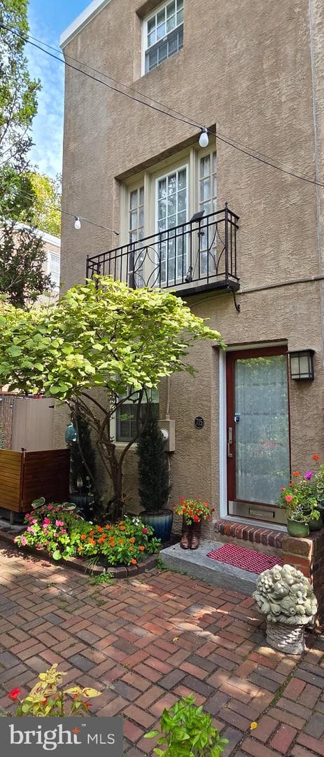 715 Rodman Street photo 31