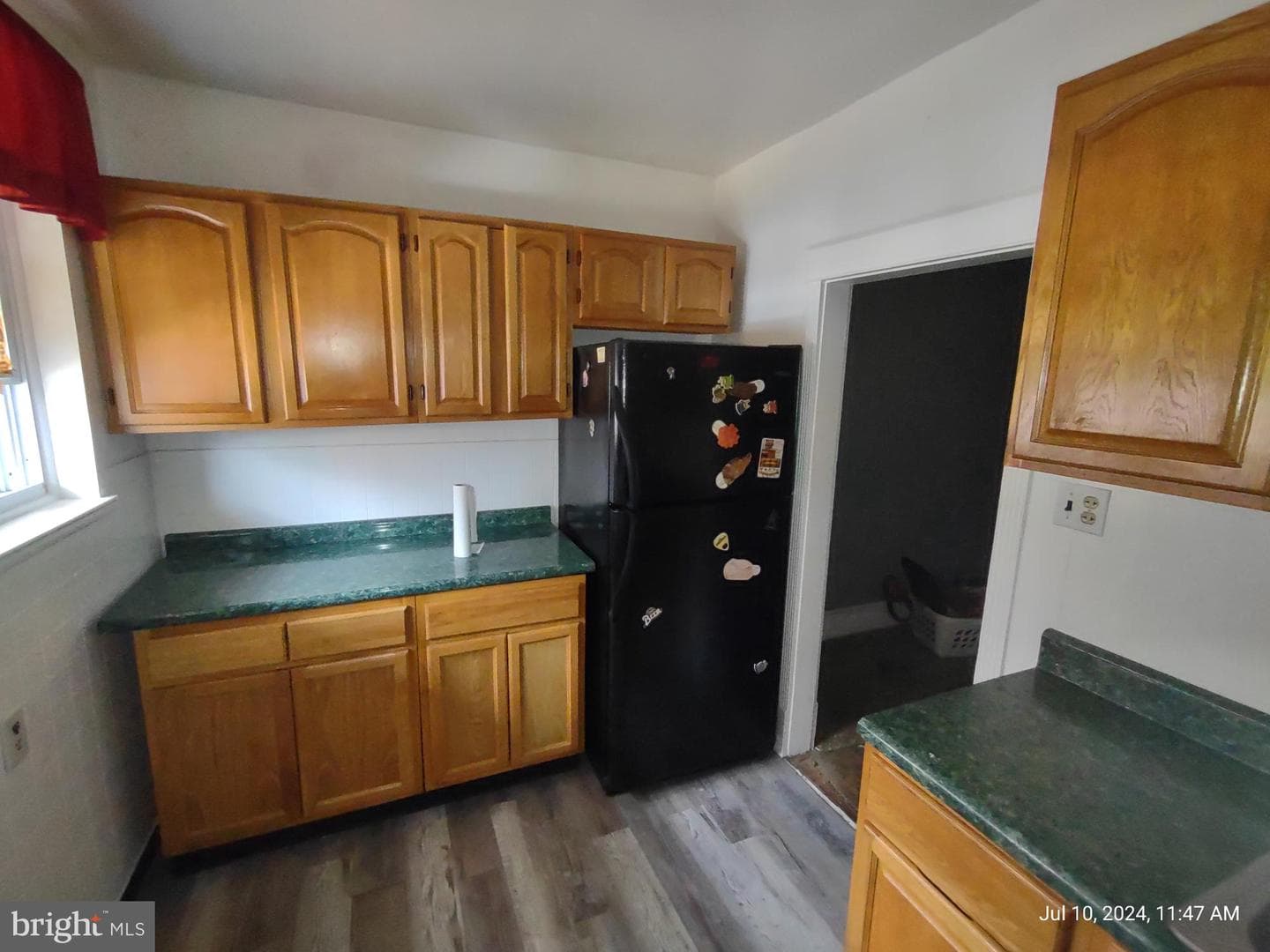 929 Brill Street photo 5