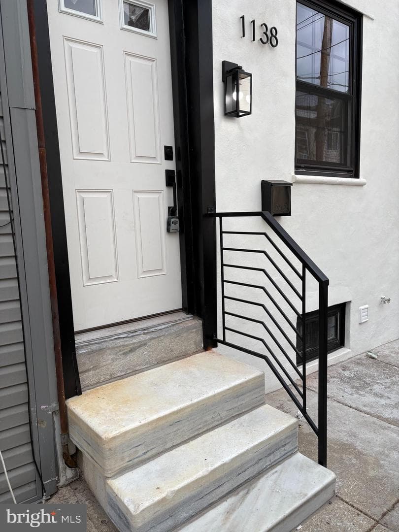 1138 S Clifton Street photo 20