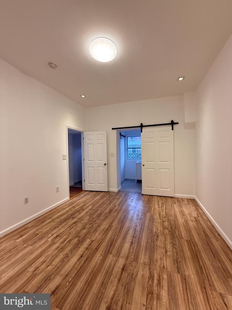 5021 Hazel Avenue photo 11