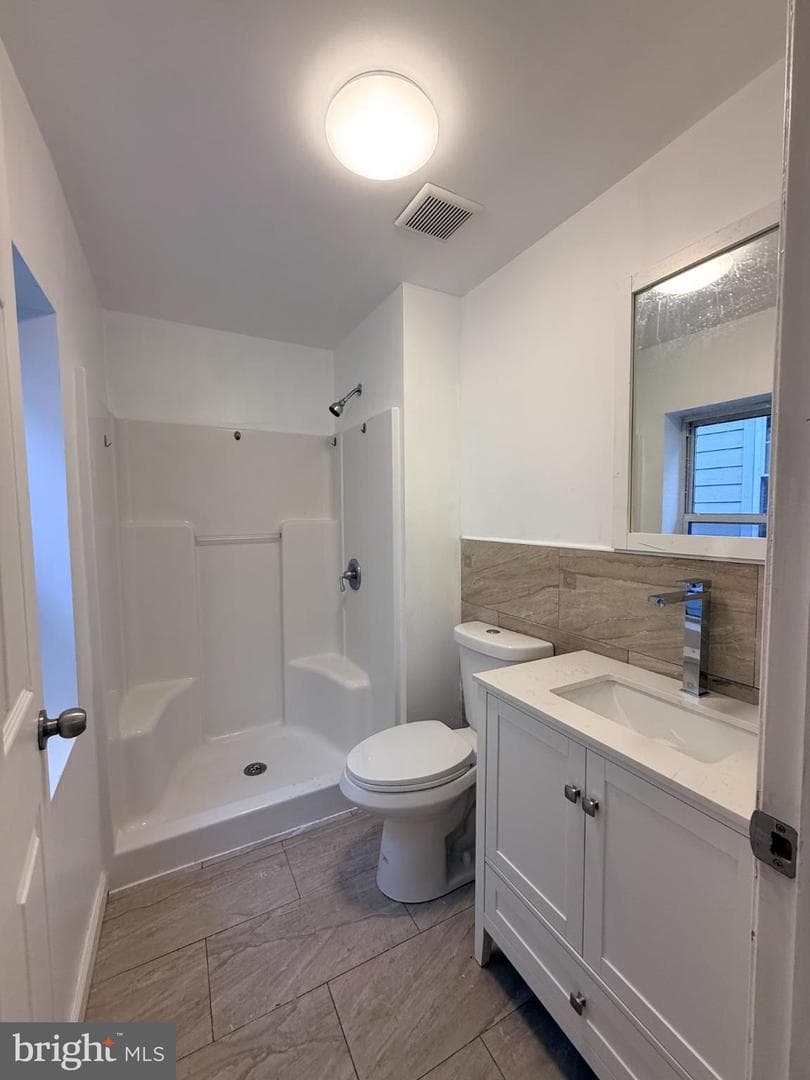 5021 Hazel Avenue photo 27