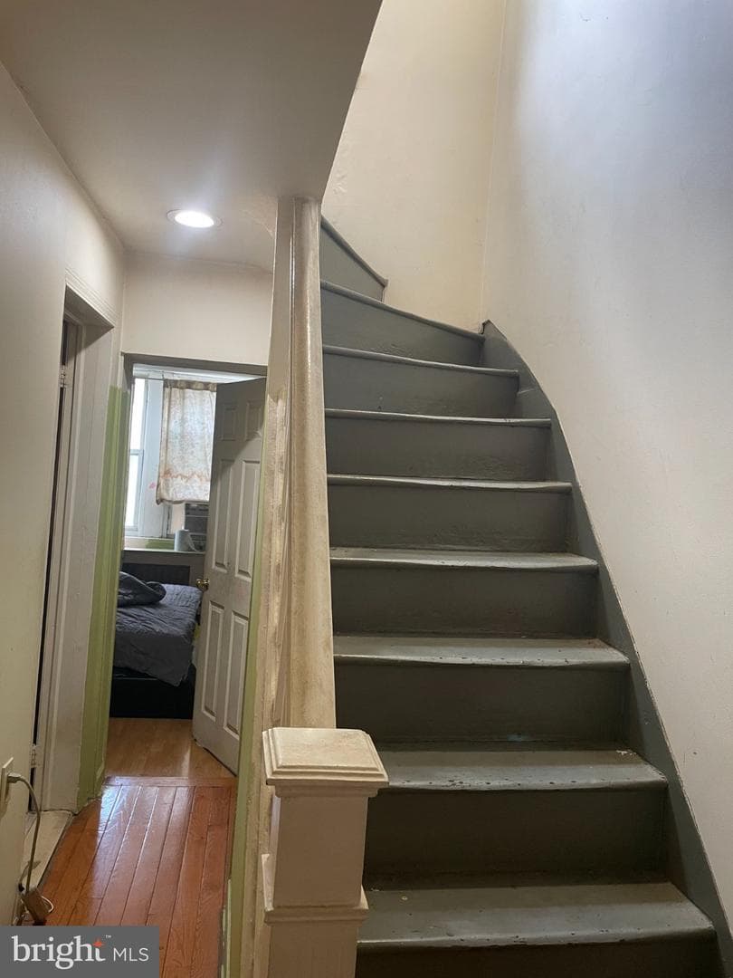 919 Washington Avenue photo 16