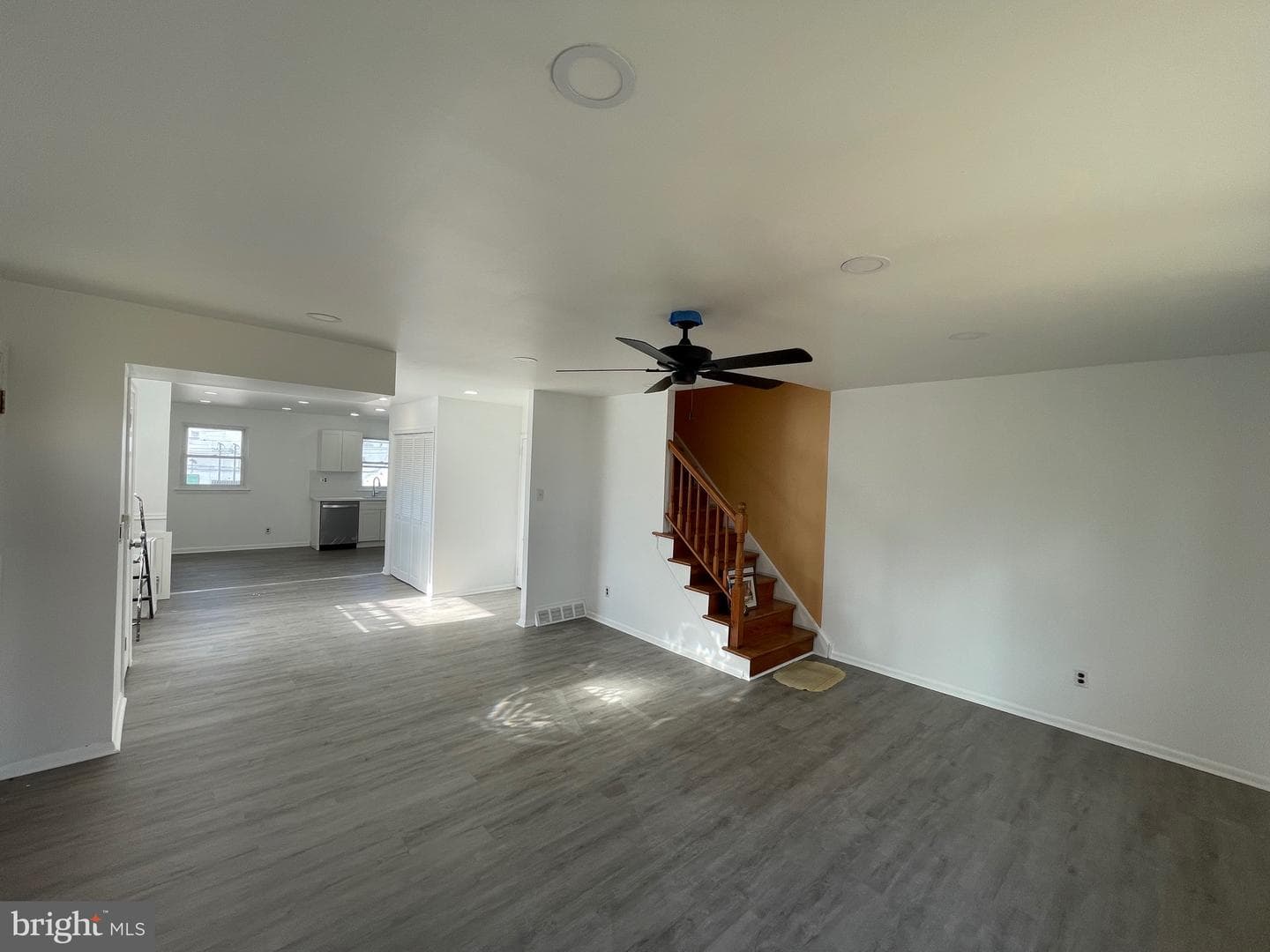 803 Lawler Street photo 14
