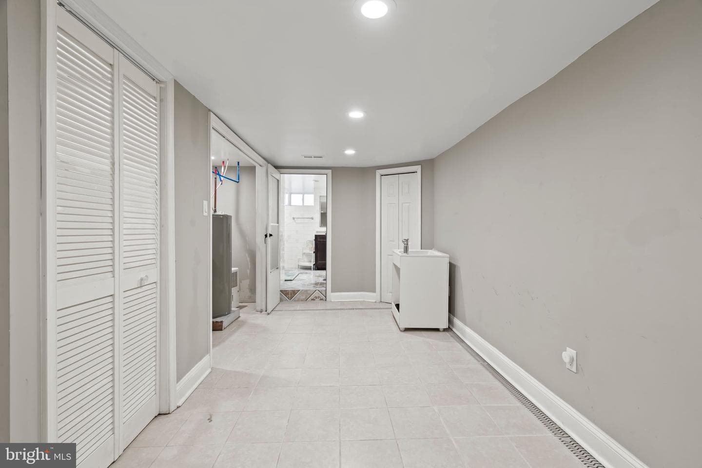 5101 Ditman St photo 30