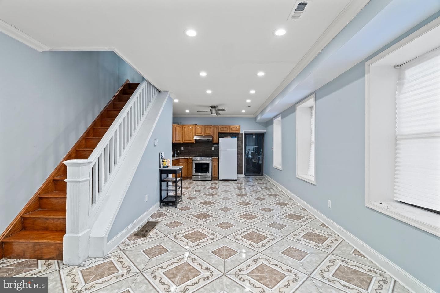 5101 Ditman St photo 5