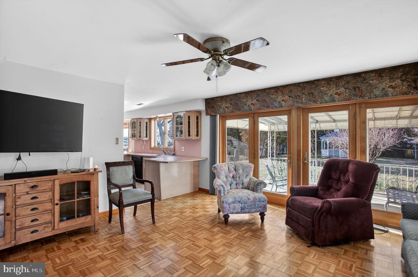 4508 Benson Street photo 12