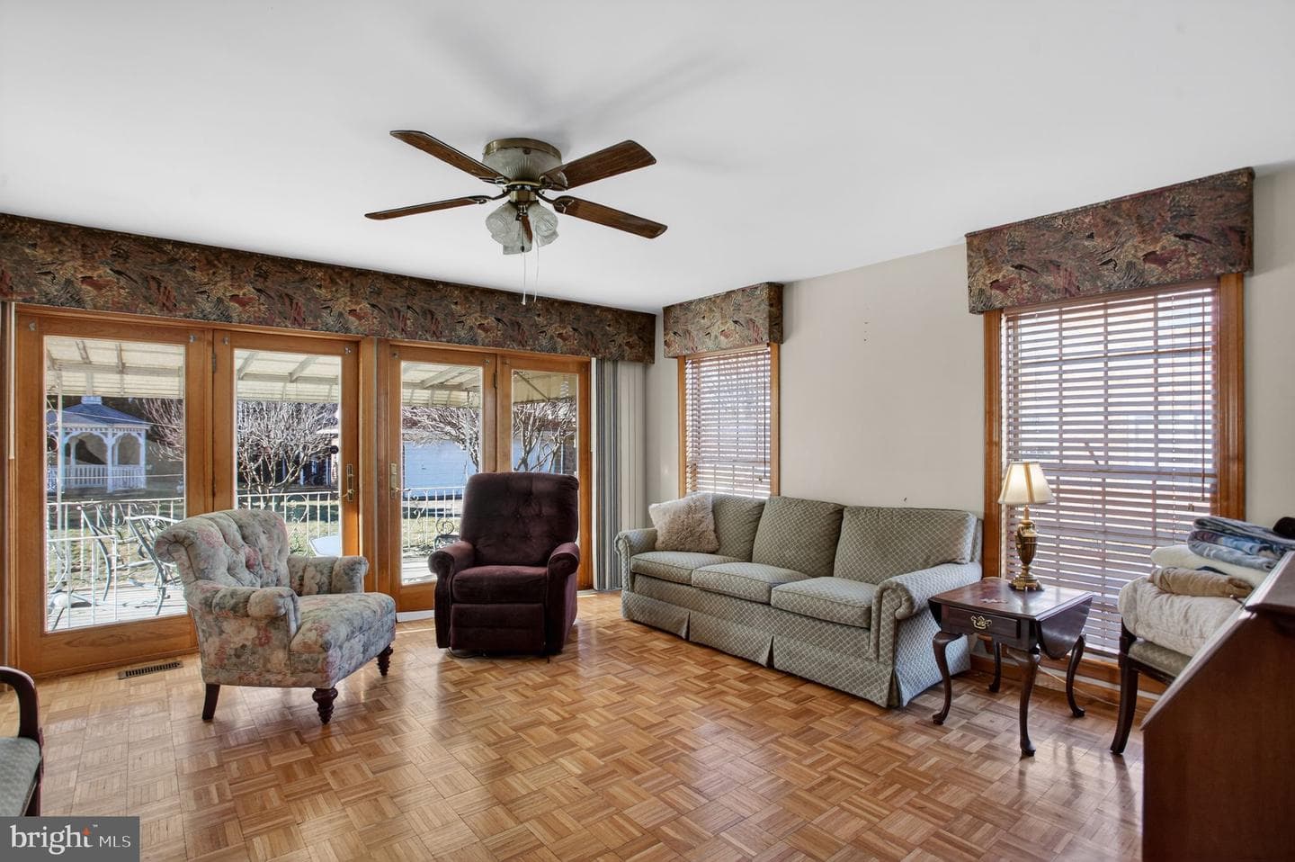 4508 Benson Street photo 13