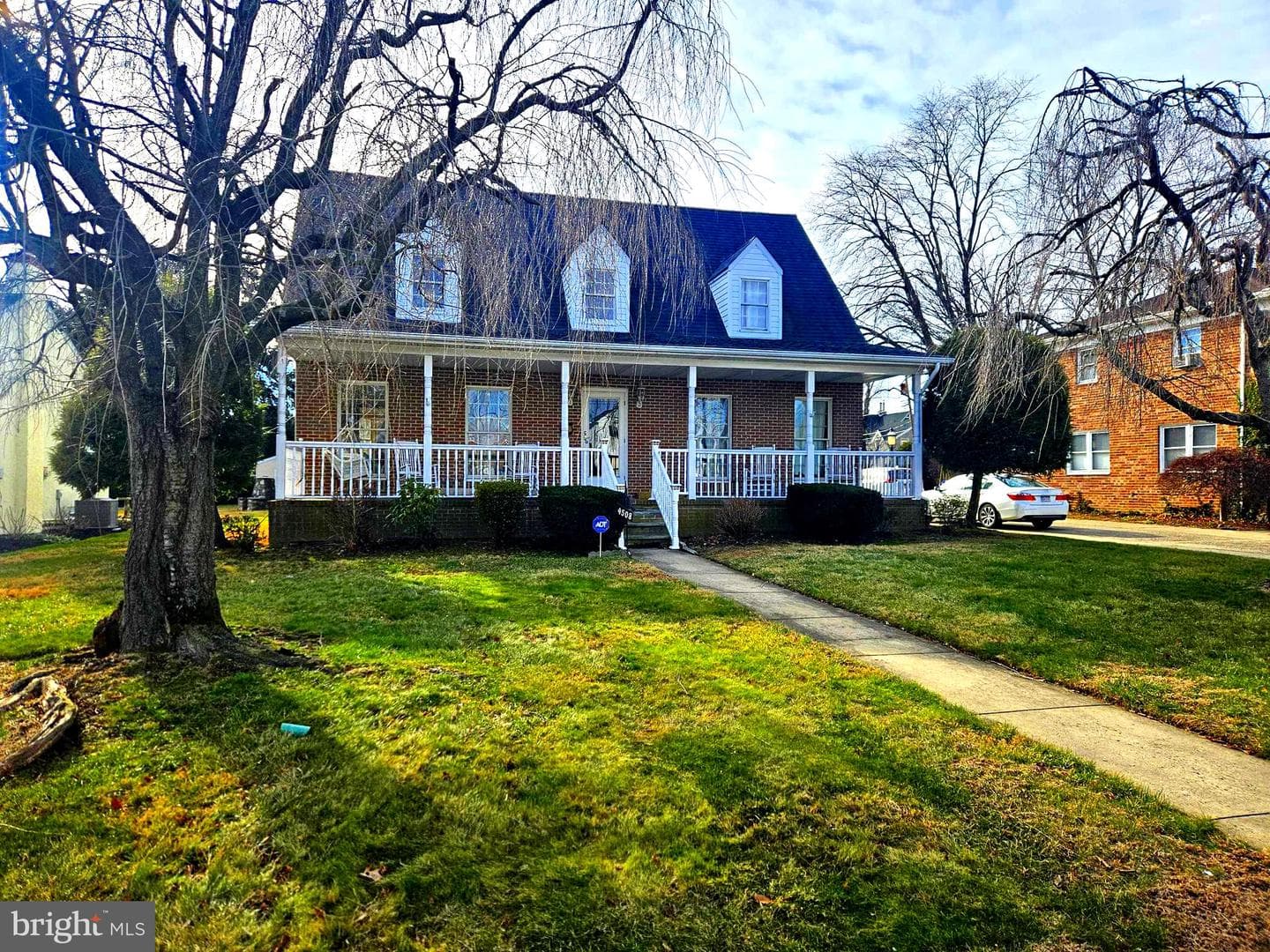 4508 Benson Street photo 2
