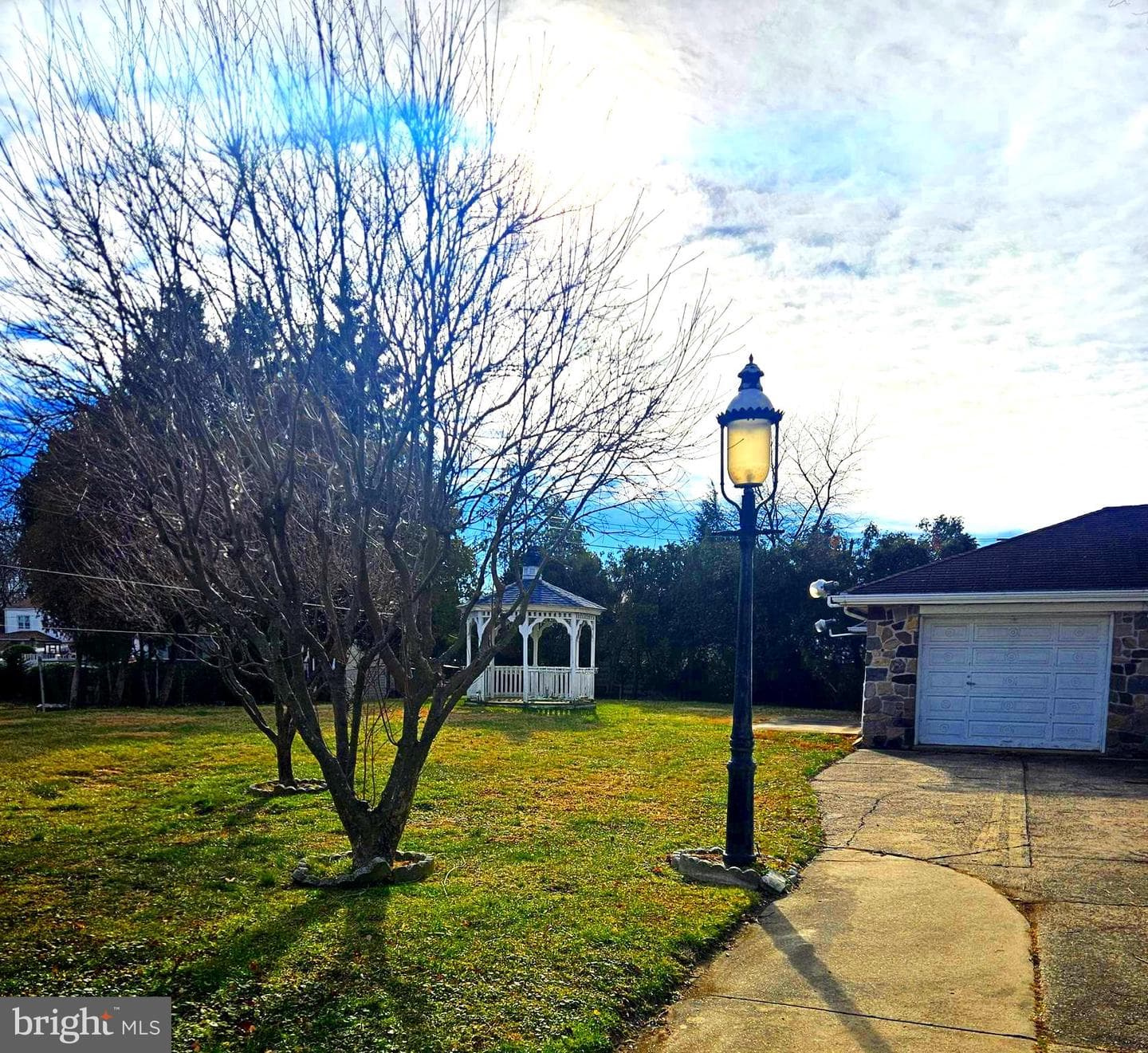 4508 Benson Street photo 26