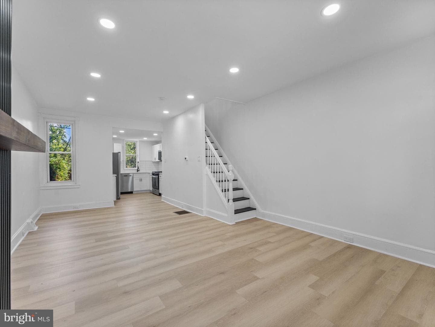 6148 Upland Street photo 7