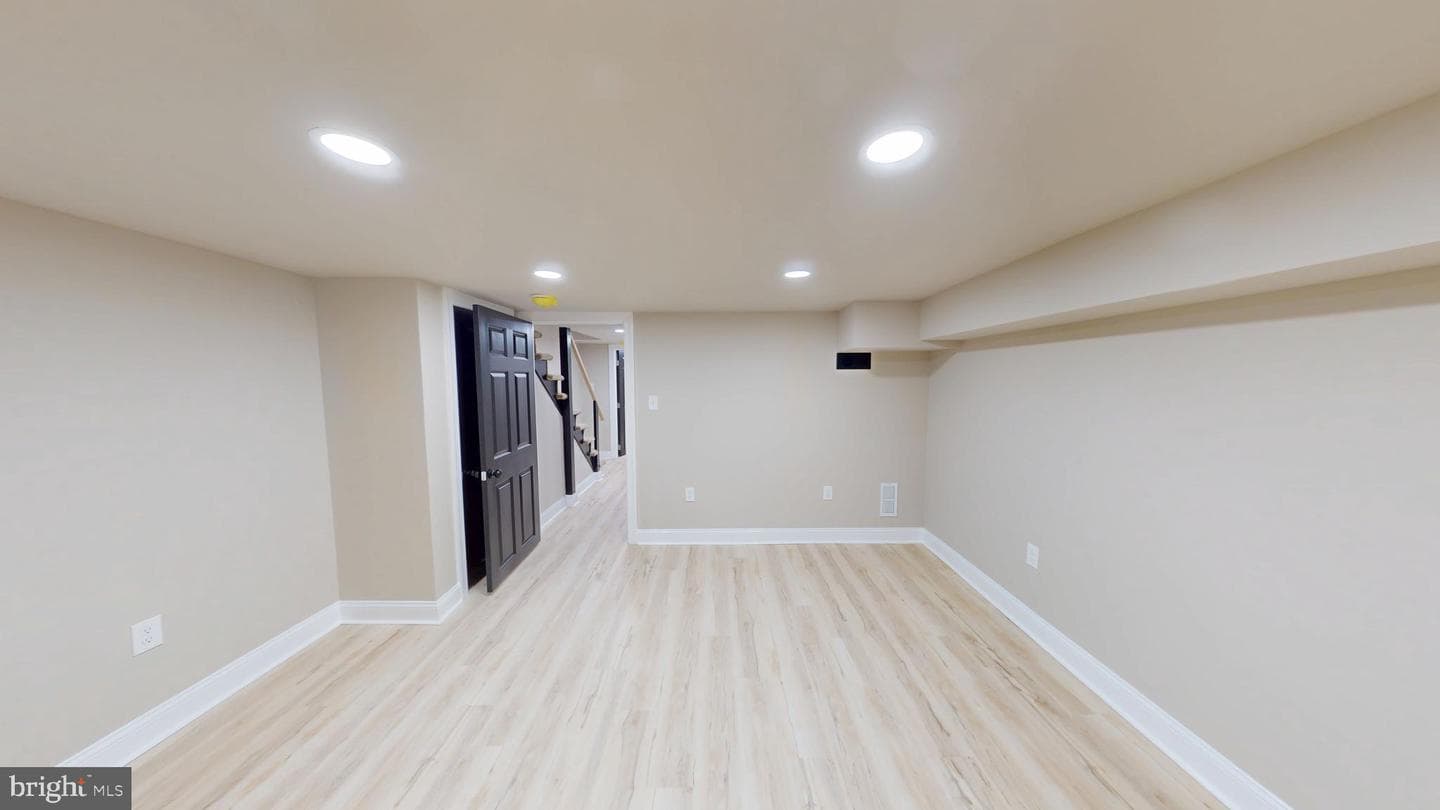 6636 Edmund Street photo 17
