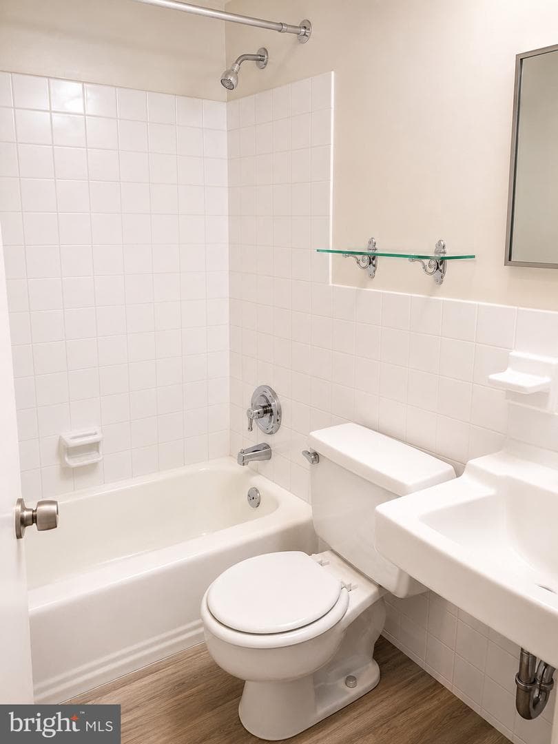 224 W Rittenhouse Square #817 photo 6
