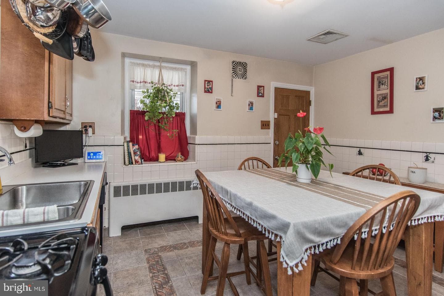 4607 Aubrey Avenue photo 13