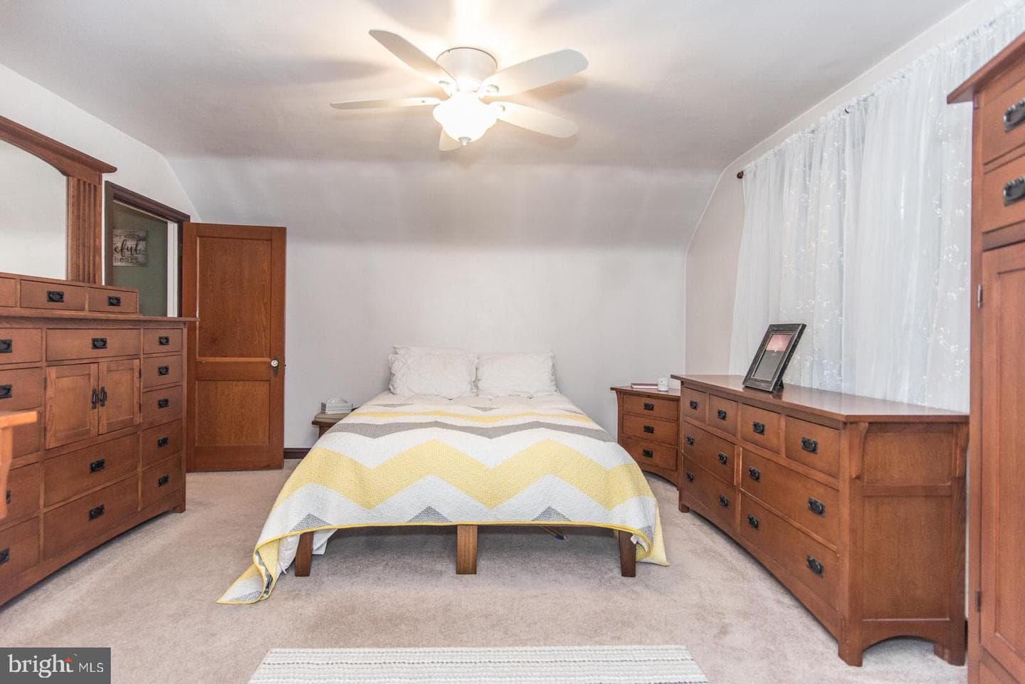 4607 Aubrey Avenue photo 36