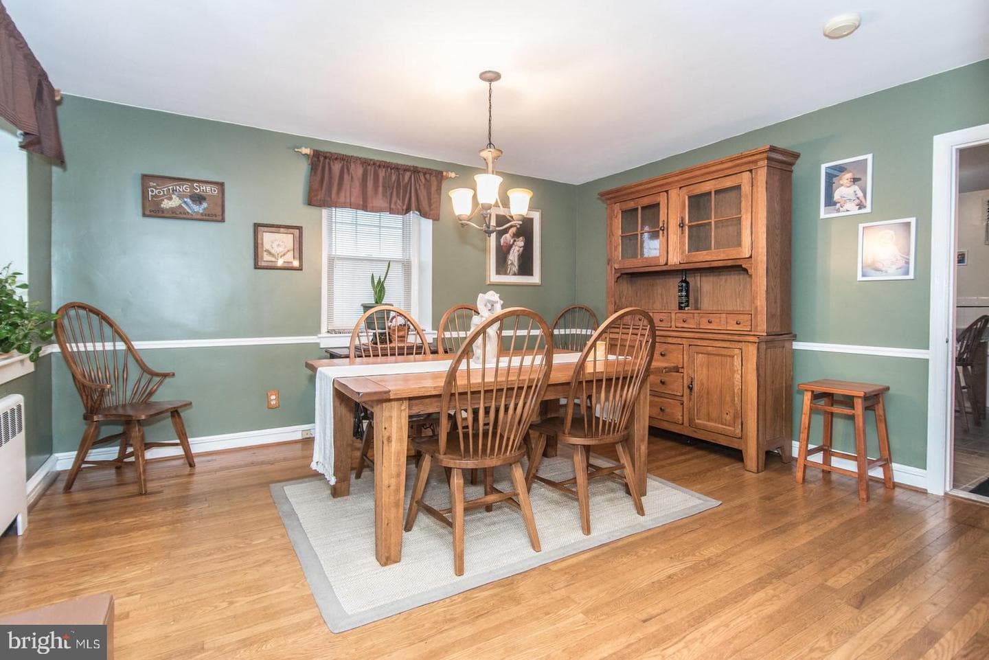 4607 Aubrey Avenue photo 8