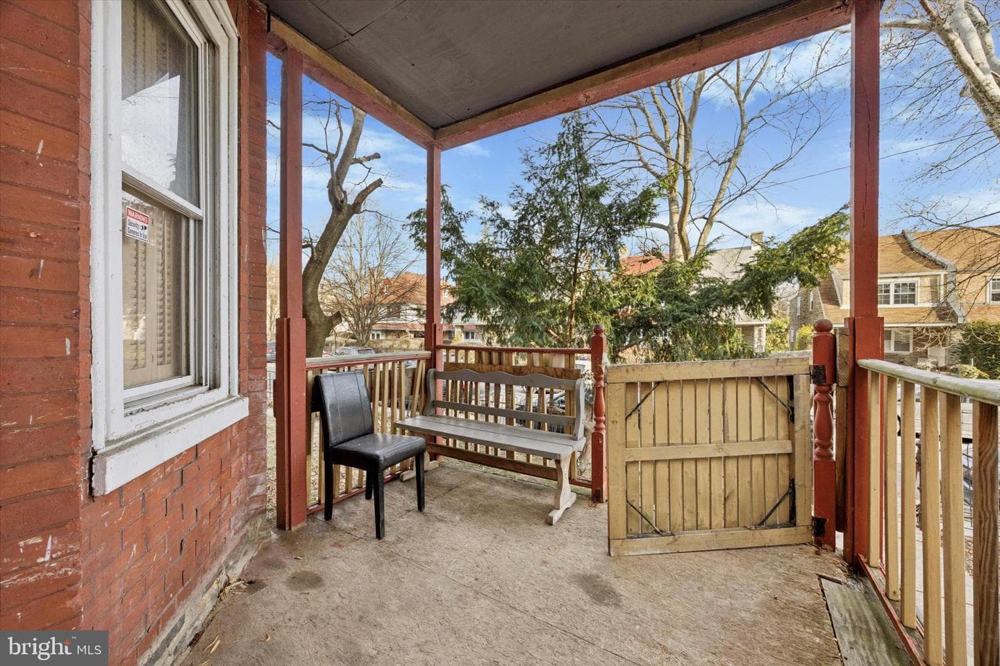 5124 Newhall Street photo 4