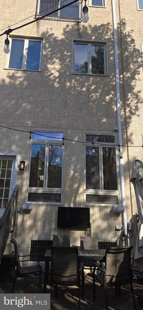 1008 N 3rd Street photo 22