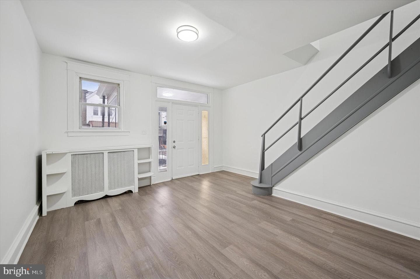 892 Granite Street photo 3