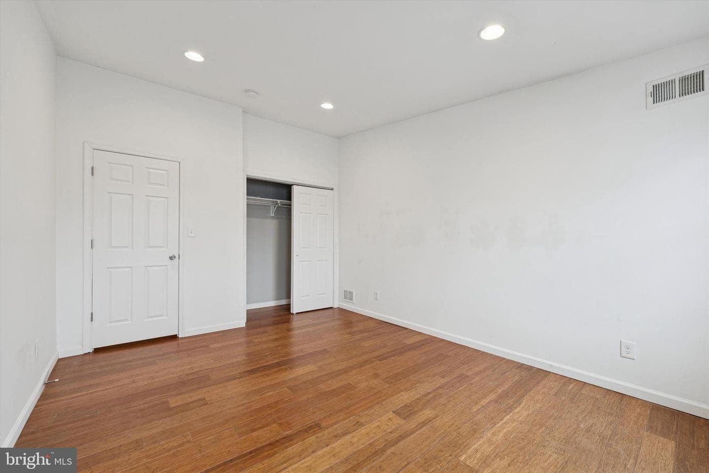 2126 N 8th Street photo 19