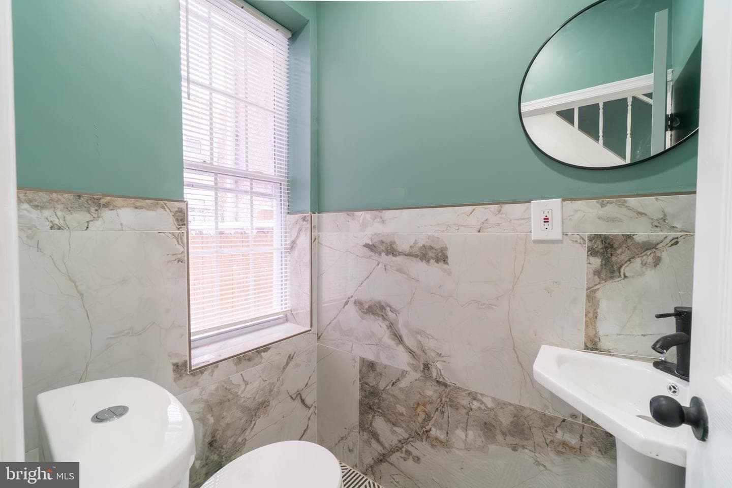 2517 N Newkirk Street photo 14