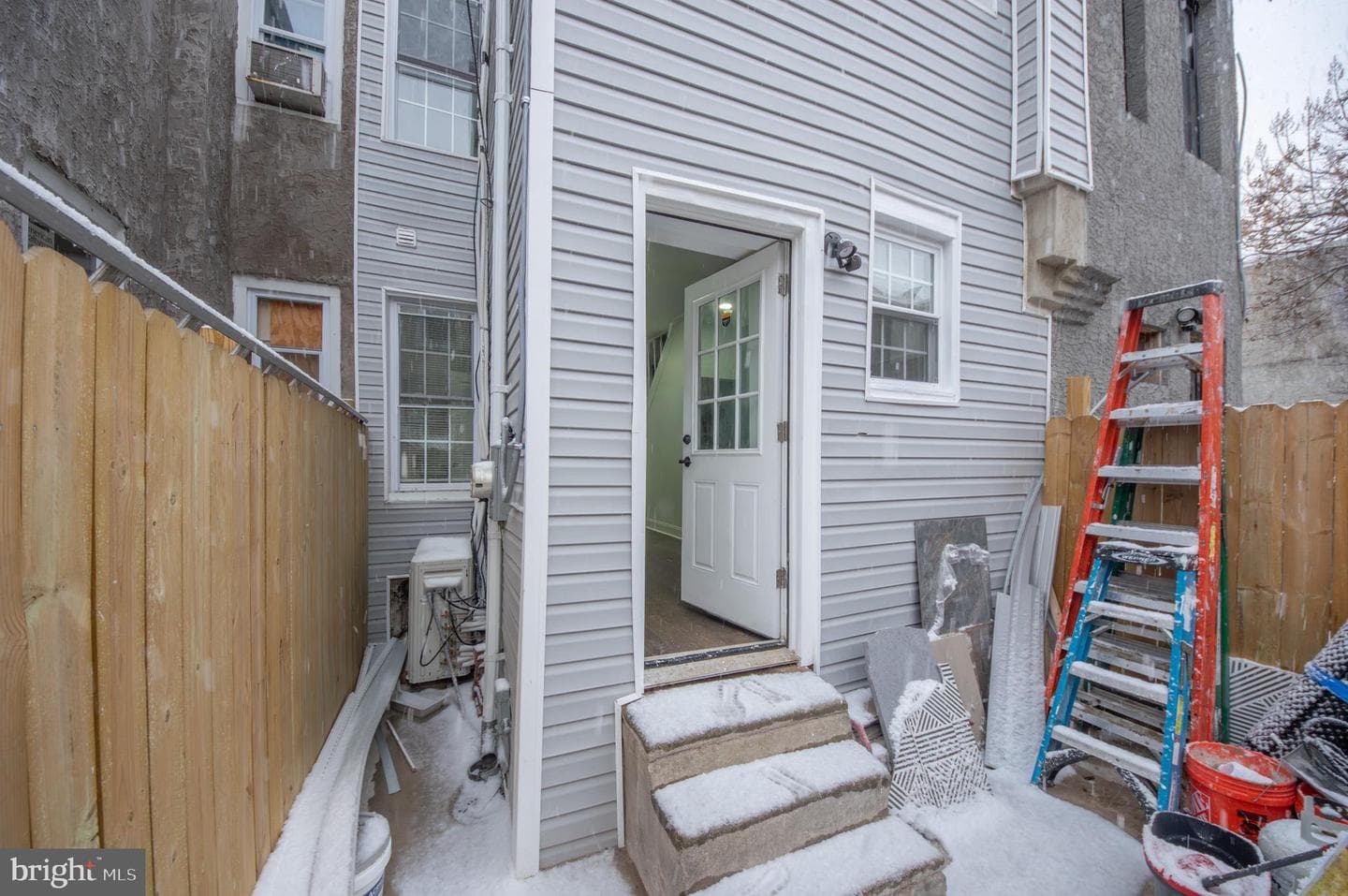 2517 N Newkirk Street photo 34