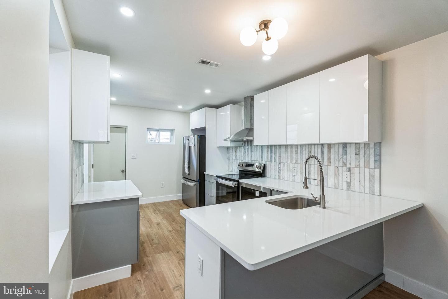 1754 N 26th Street photo 3