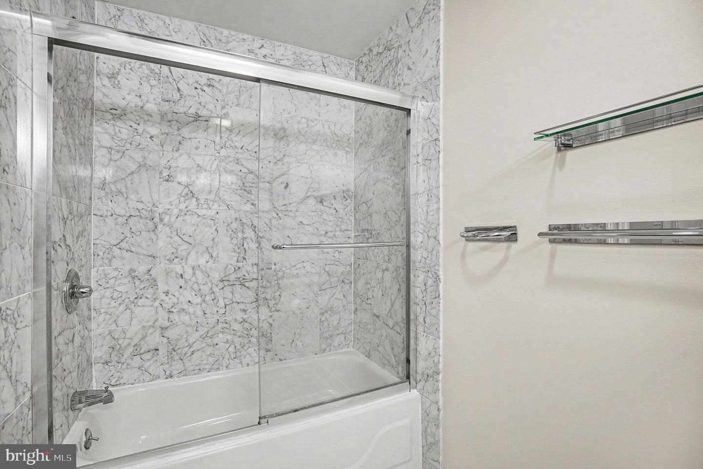 1500 Chestnut Street #8c photo 26