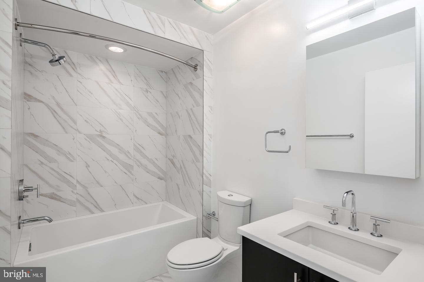 328 Fairmount Avenue photo 11