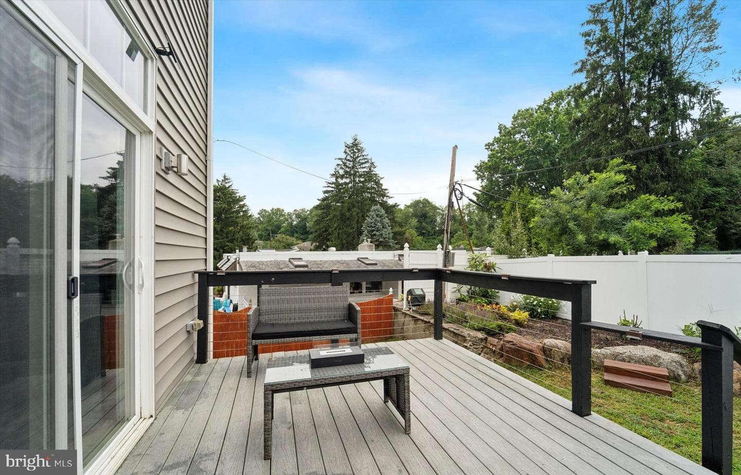 488 Evergreen Avenue photo 29
