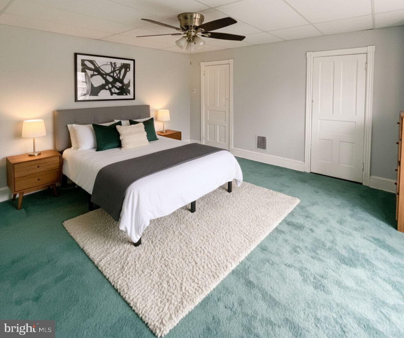 2835 W Lehigh Avenue photo 10