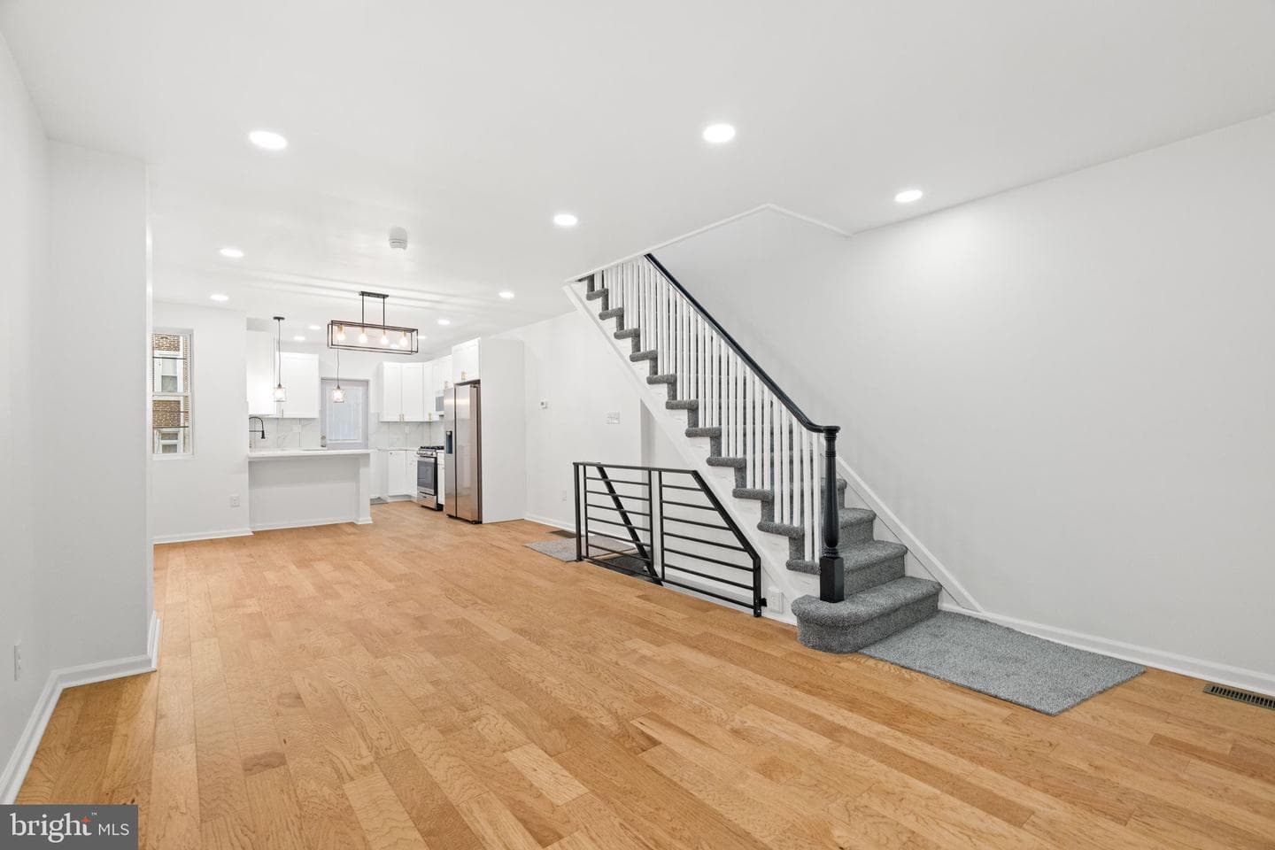 5612 Haddington Street photo 4