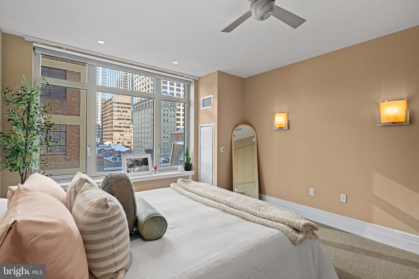 130 S 18th Street #503 photo 22