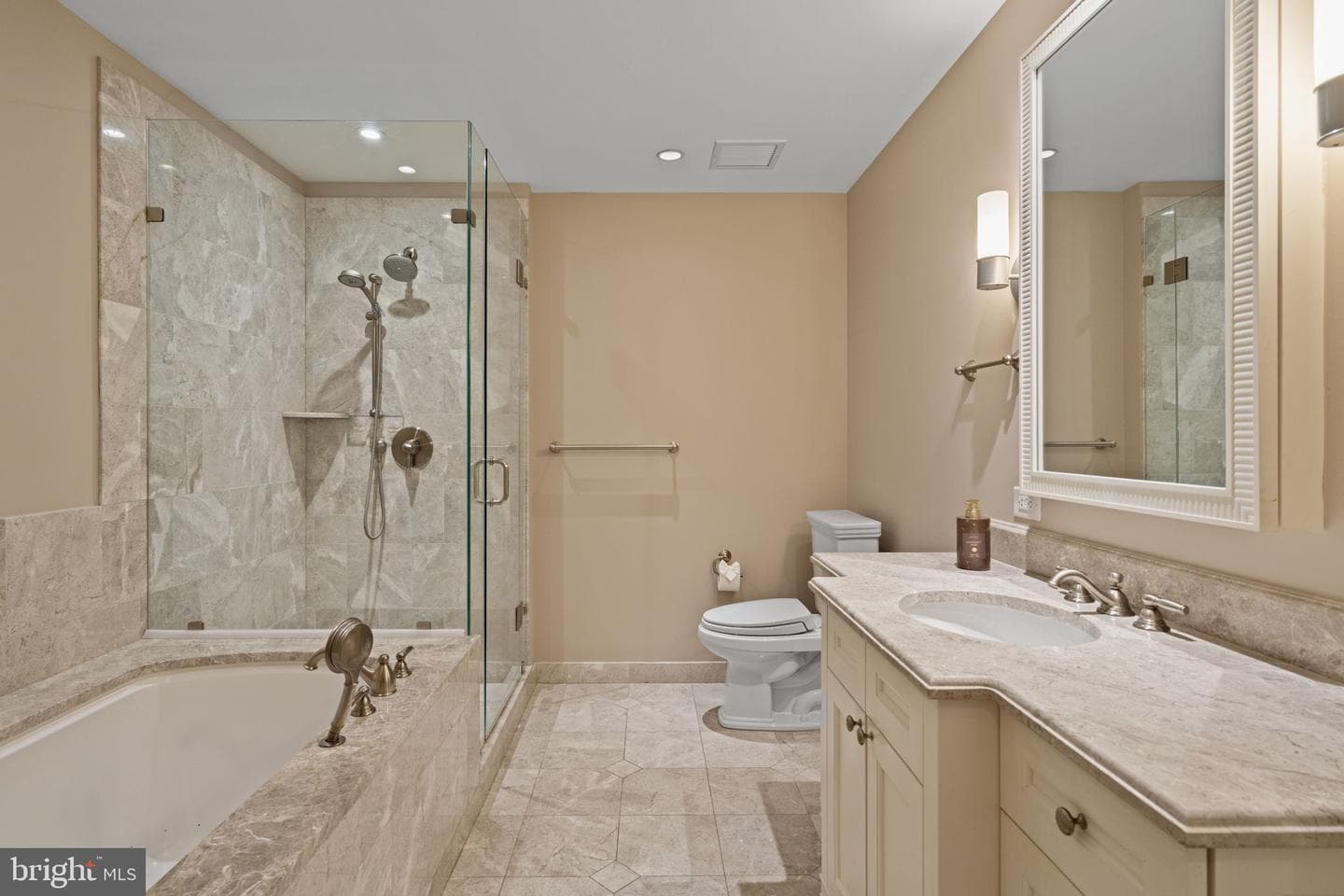 130 S 18th Street #503 photo 27