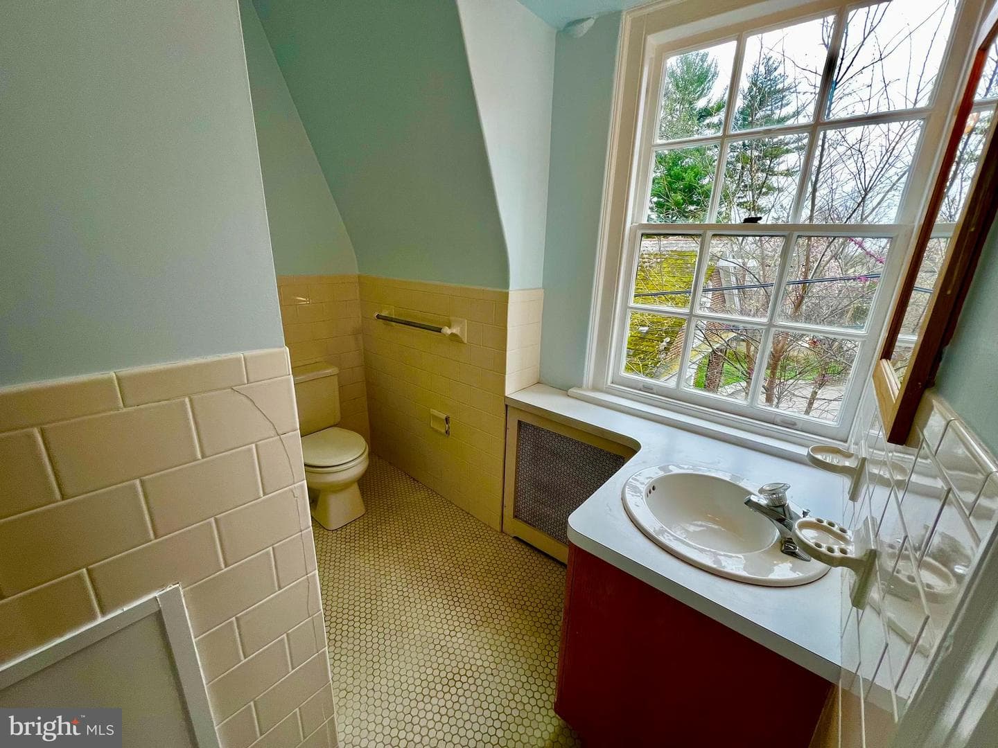 628 W Hortter Street photo 41