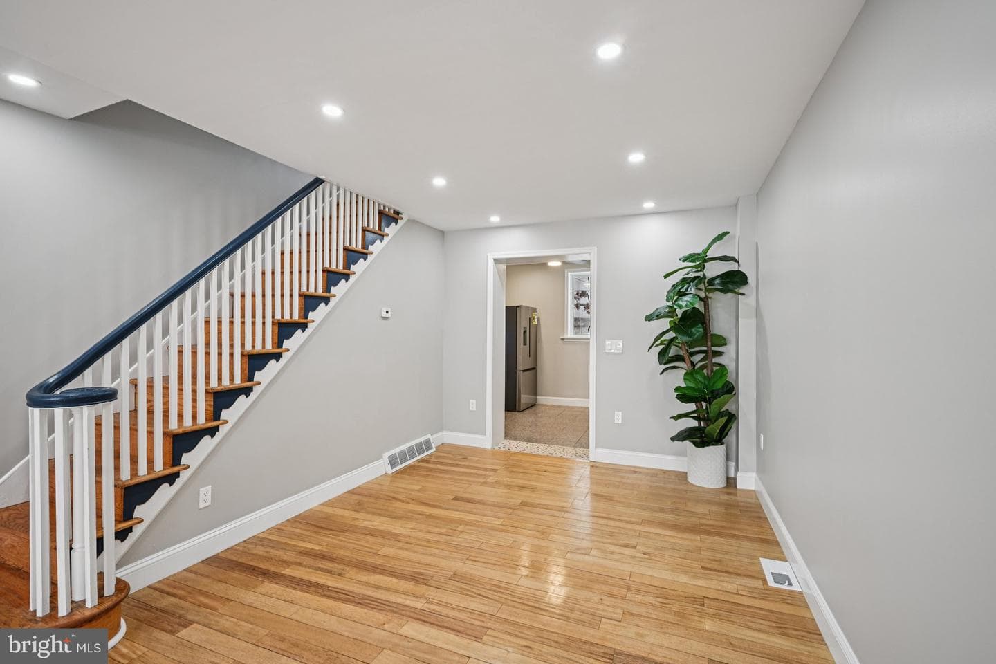 1912 S 9th Street photo 9