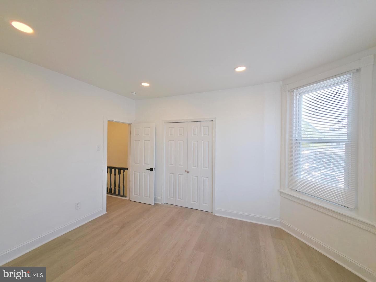 5214 Reinhard Street photo 5
