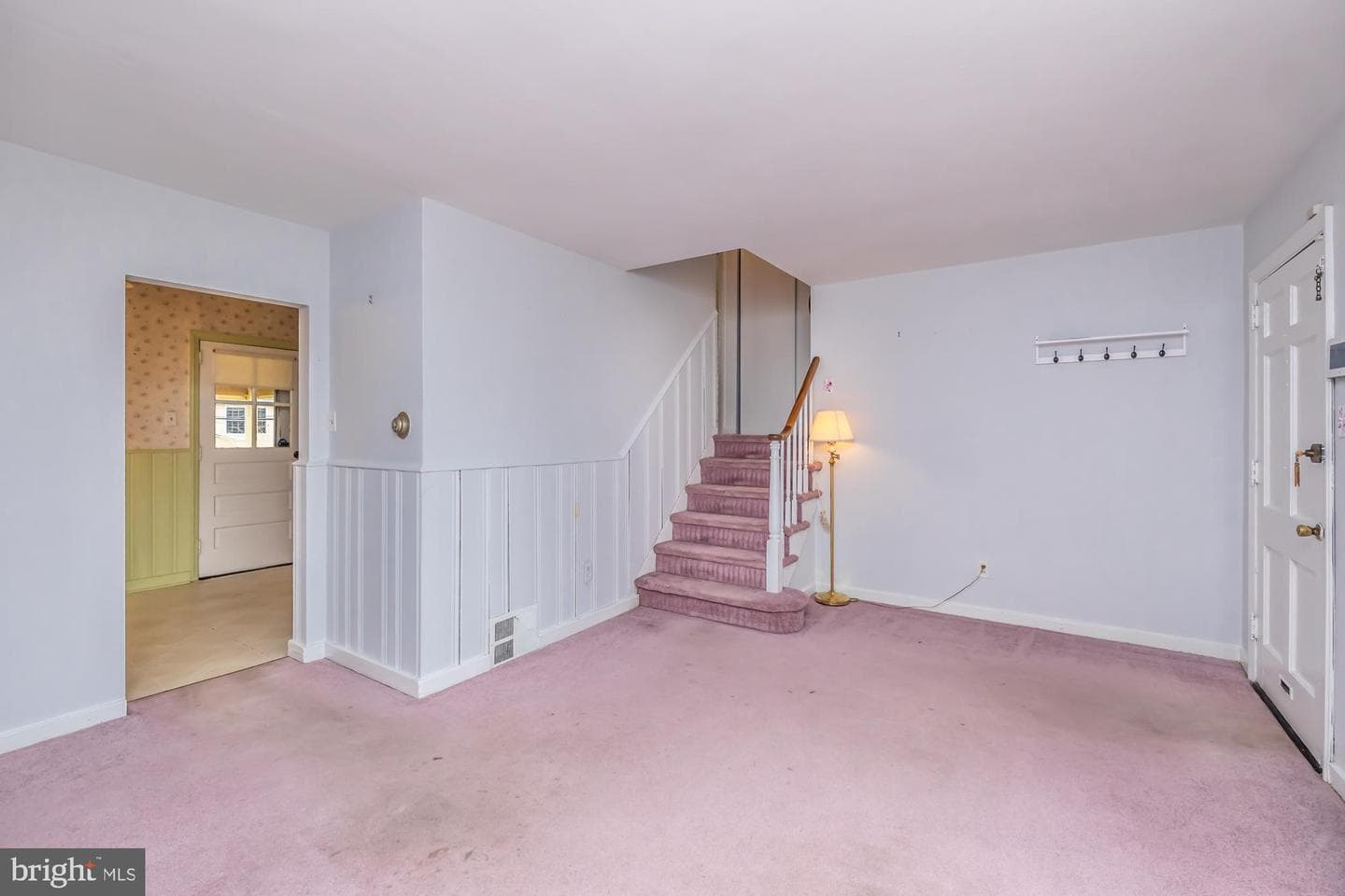 836 Clyde Lane photo 12