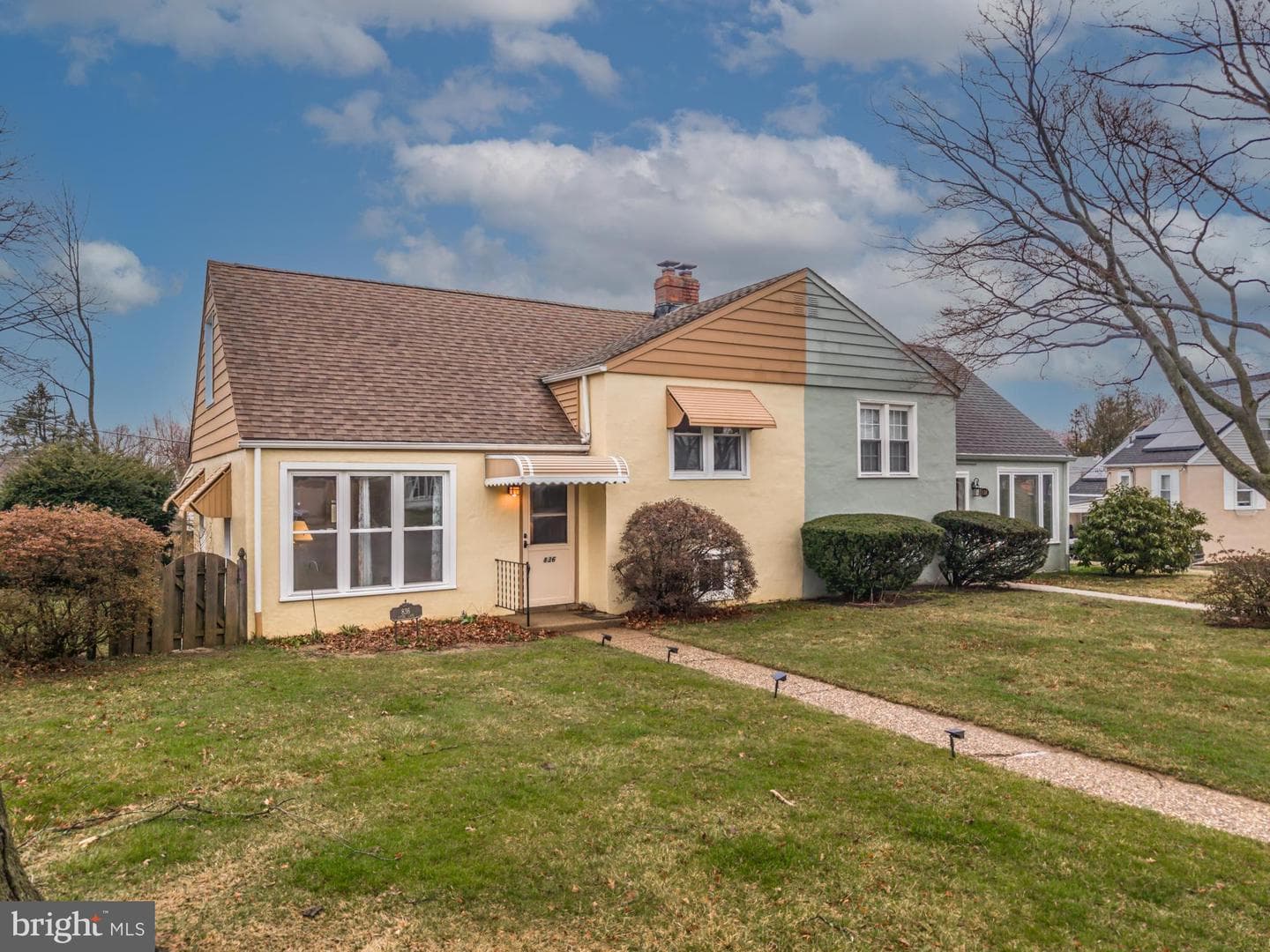 836 Clyde Lane photo 3