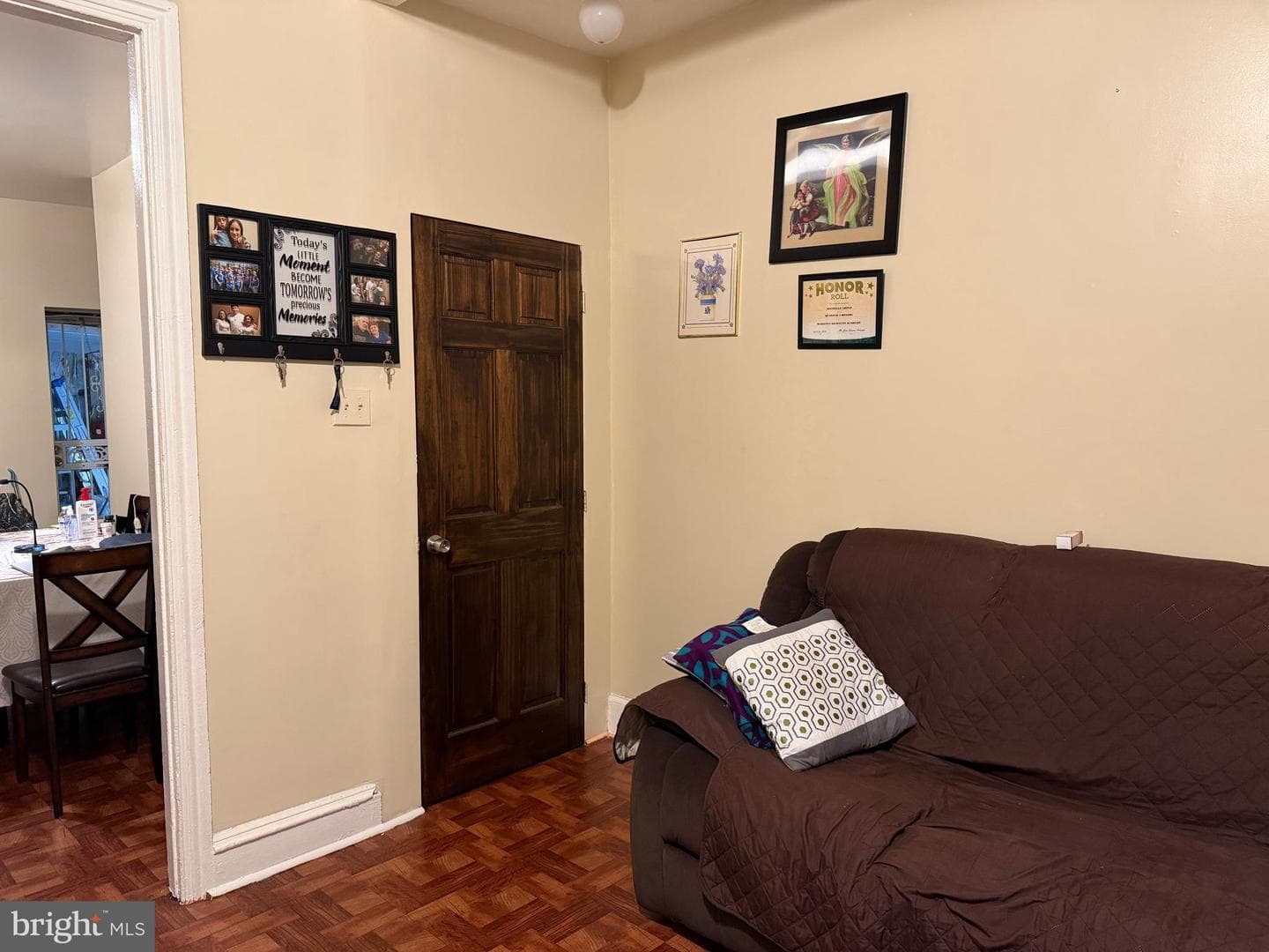 2401 N Orkney Street photo 4