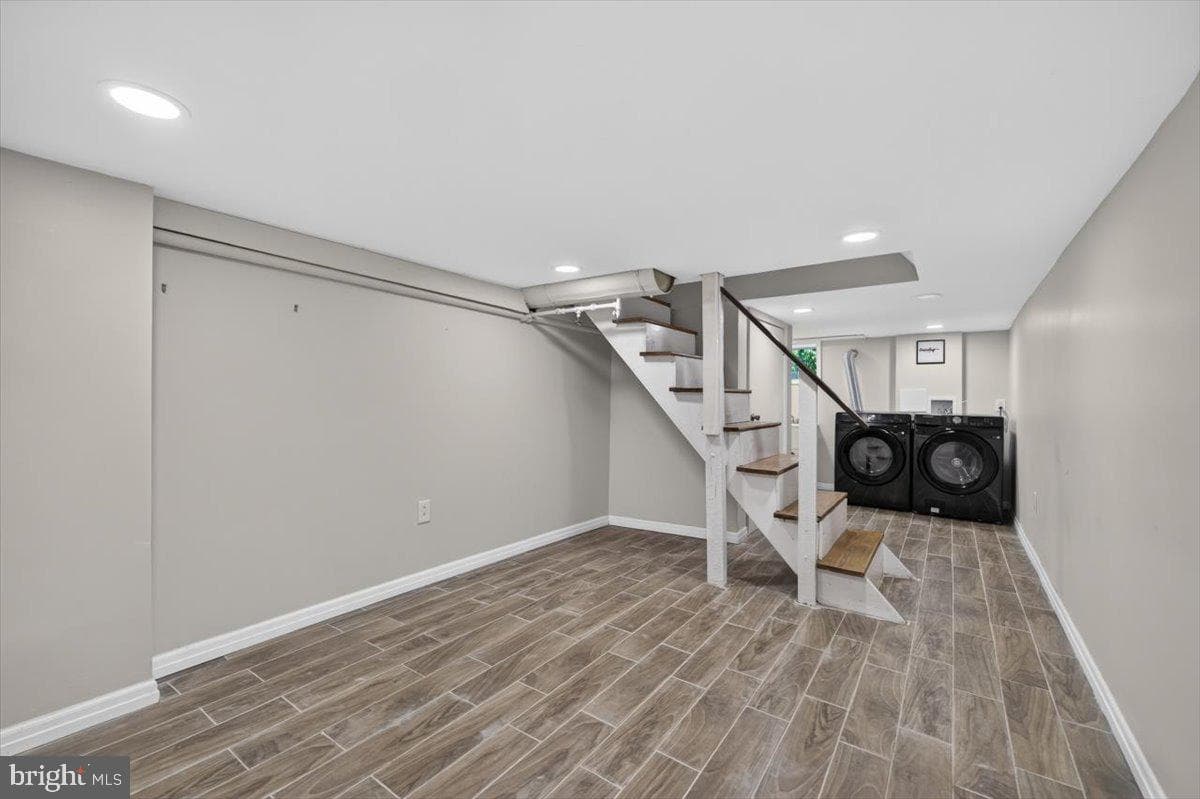 444 Lemonte Street photo 30