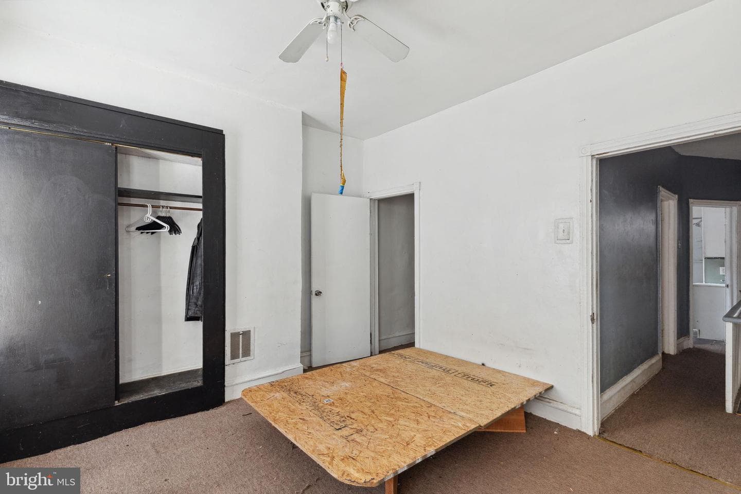 4466 N Gratz Street, Philadelphia