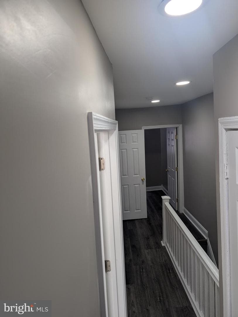 3209 N American Street photo 15