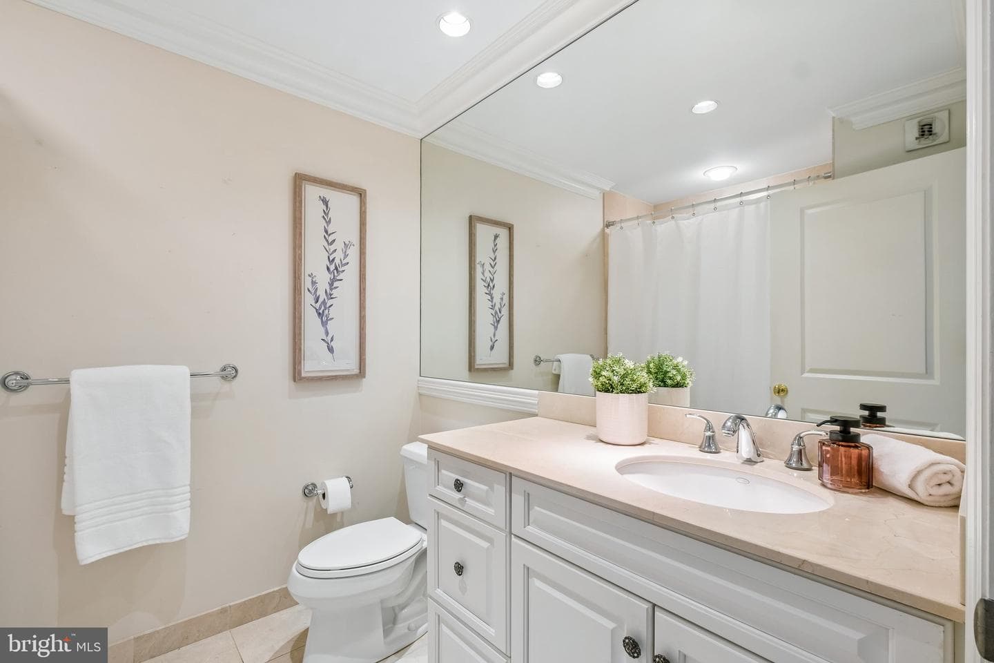 440 S Broad Street #2206 photo 20